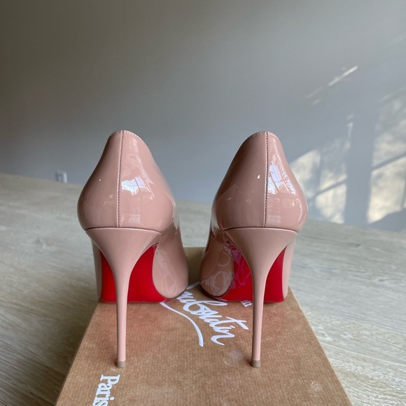 CHRISTIAN LOUBOUTIN Decollette Pointed-Toe Red Sole Pumps - Picture 5 of 10